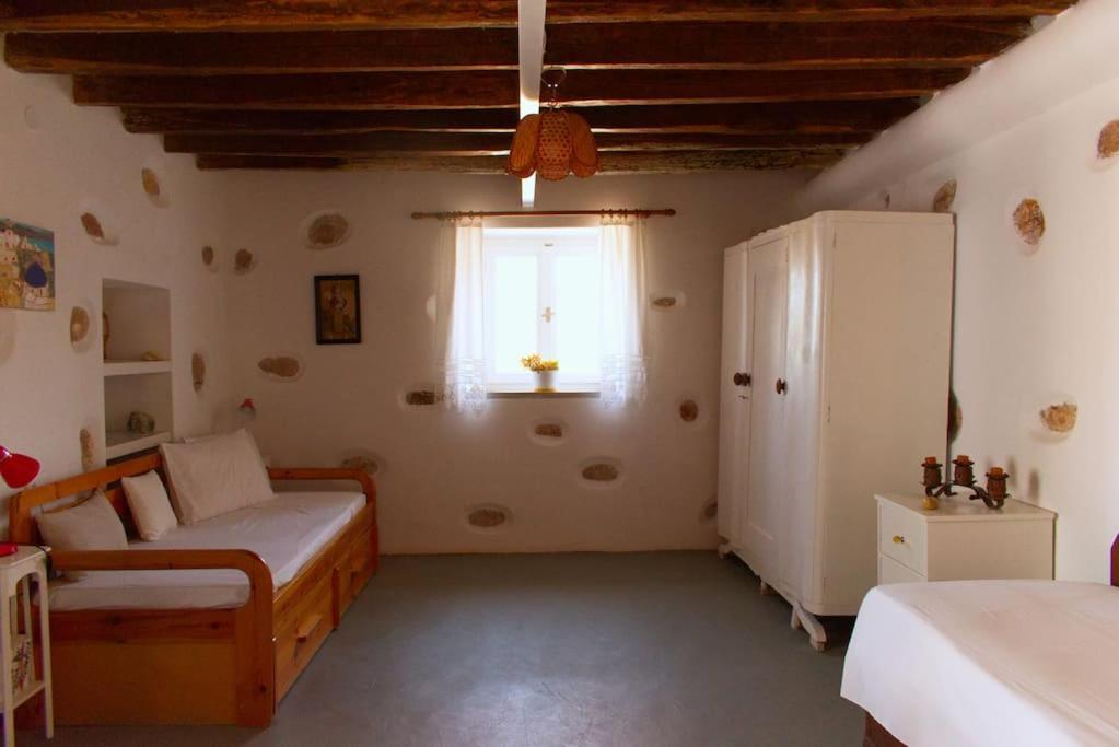 Anastasia'S House Ysterni Isterni  Eksteriør bilde